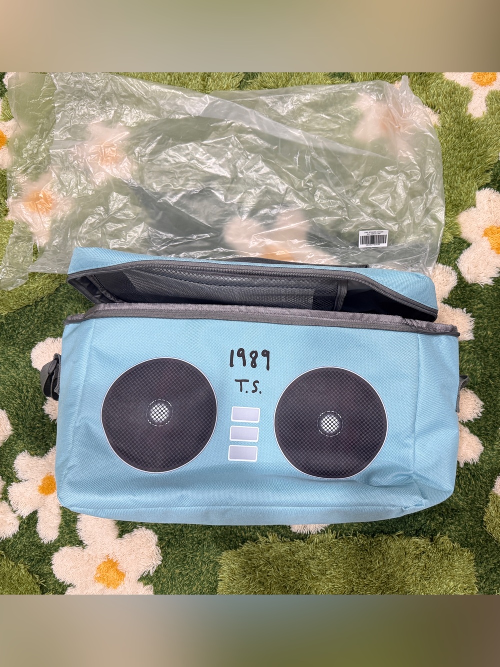 Taylor Swift 1989 Cooler Bag Beach Tote Boom Box Blue Speakers